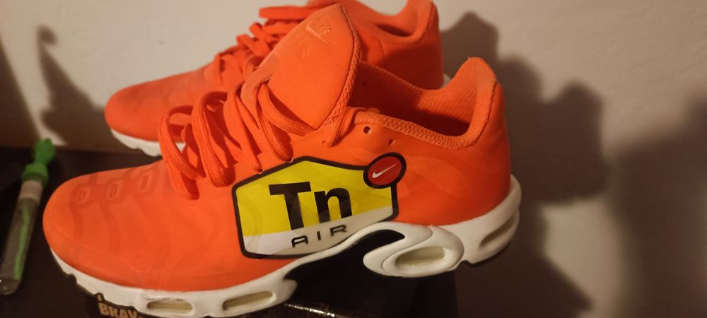 Adidași originali Tn-- Orange 44