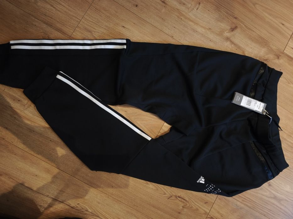 Adidas 38 Нови маратонки