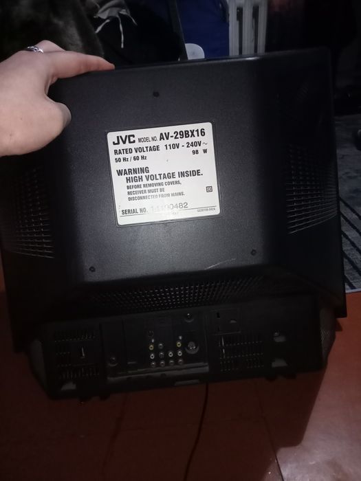 телевизор рабочий хороший