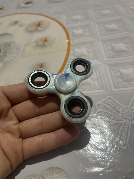 Spinner Original sotiladi