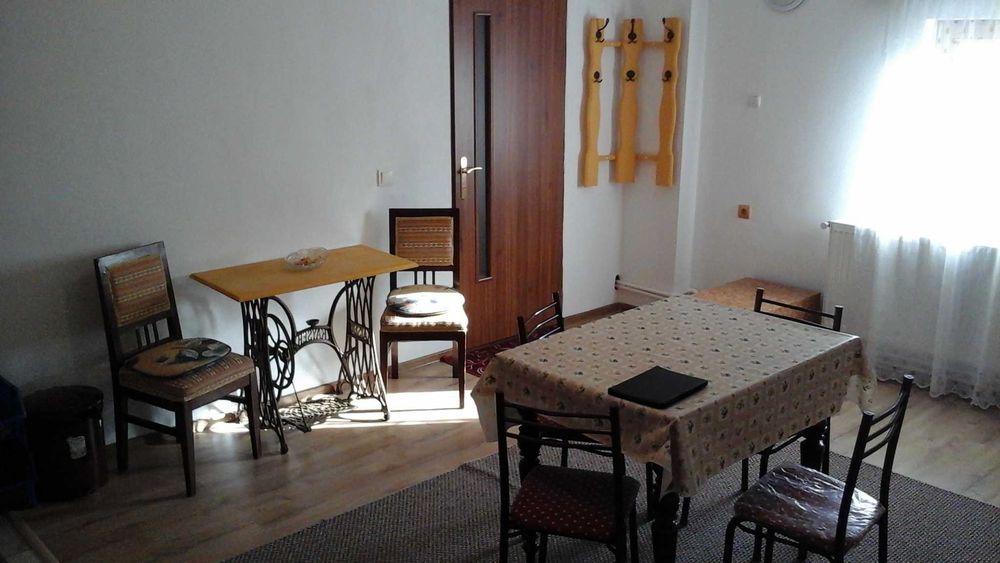 Apartament la casa in Cristian