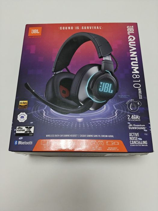 Casti wireless JBL Quantum 810 ca noi