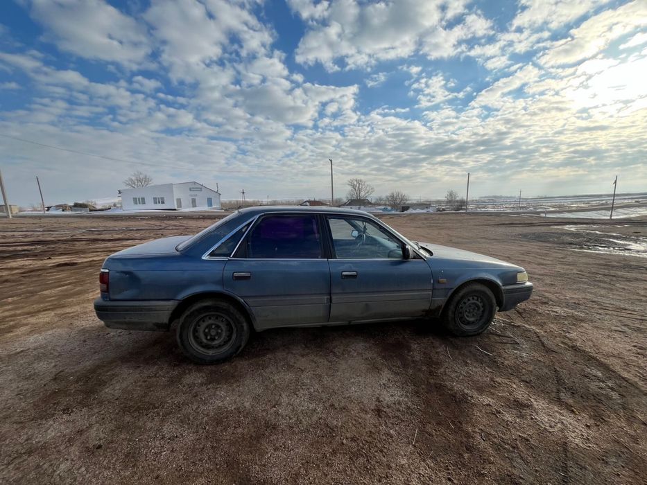 Мазда 626 продается срочно ! Договоримся