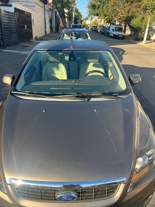 Ford Focus 2009 benzină, 4.526 € — imagine 1