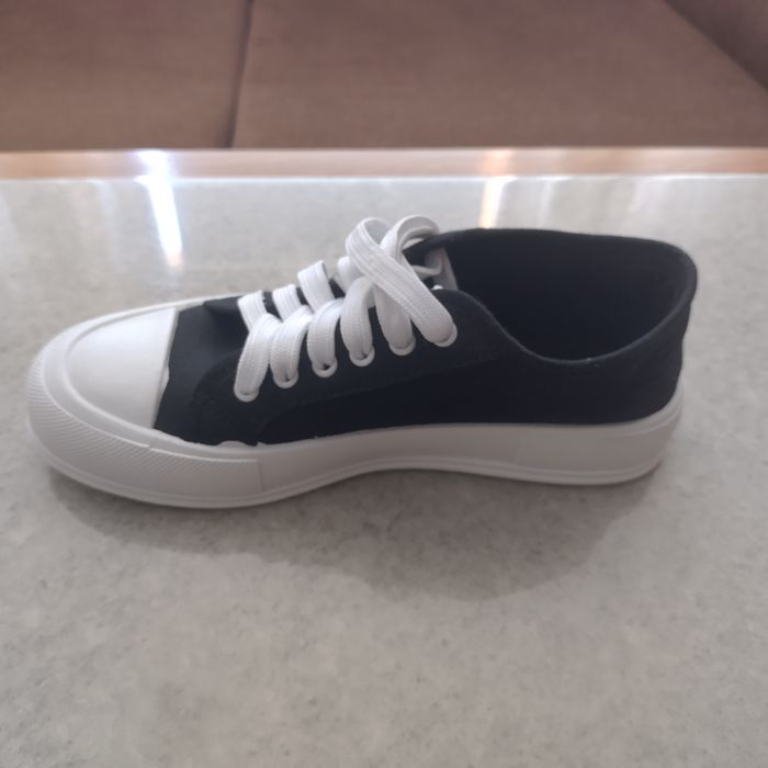 Черни Дамски Кецове