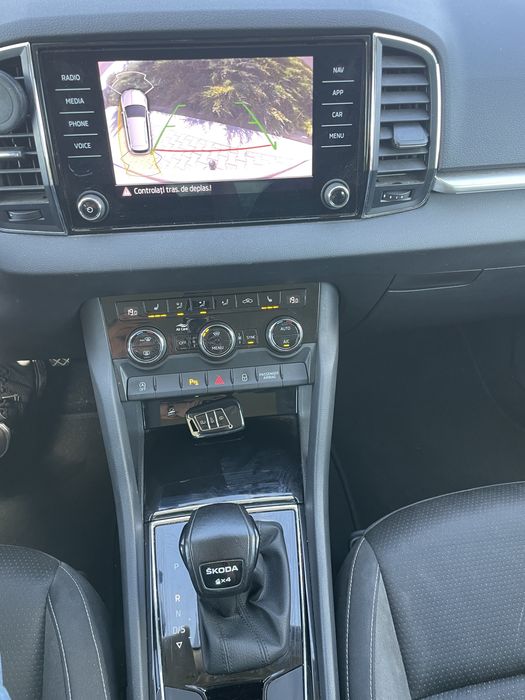 Skoda Karoq 2023 dsg 4x4