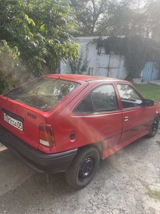 opel kadett  1989