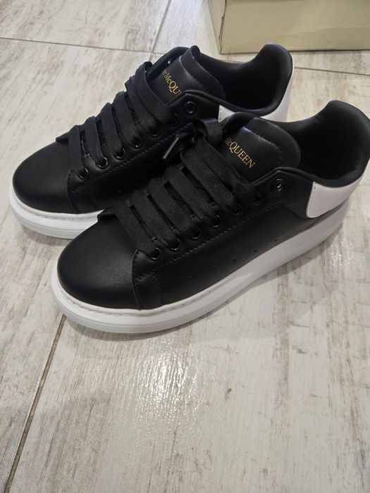 Обувки Alexander MCQUEEN