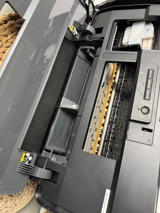 продам Epsonn L1300 A3