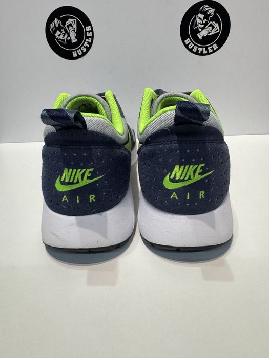 Маратонки NIKE AIR MAX TAVAS.Номер 44.5