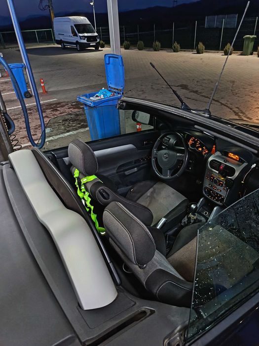 Opel Tigra TwinTop 1.3 CDTI