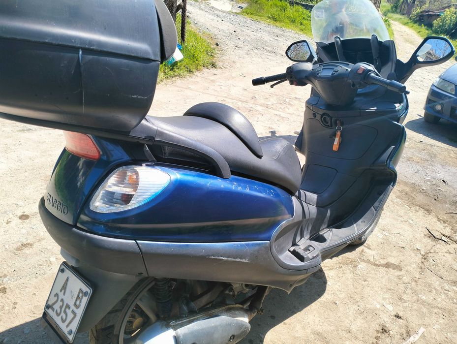 Продавам скутер piagio x 9 200 cc