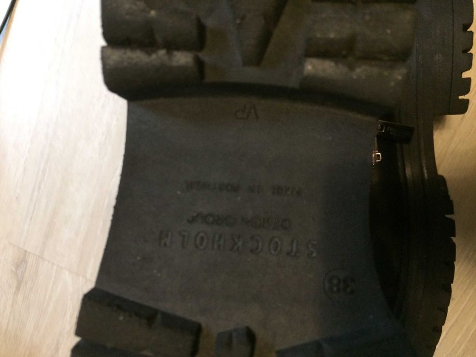 Топли черни зимни боти №38.