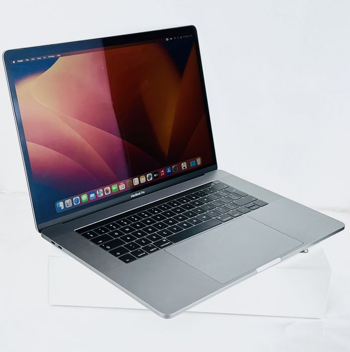 Macbook Pro 15 2017 i7 2,9Ghz 16RAM 512GB Space Gray Гаранция!