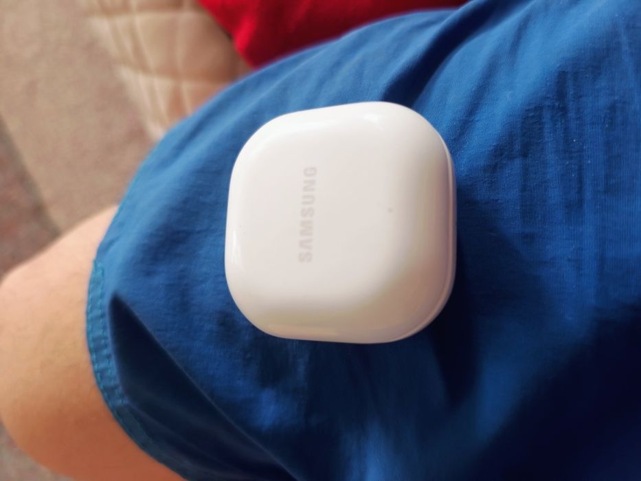 Продам Galaxy buds 2