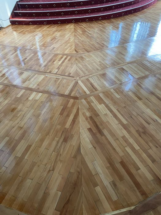 Parchet masiv raschetare scara reconditionare dusumea