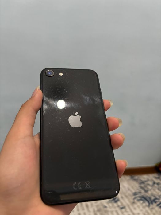 IPhone SE 2020 на обмен