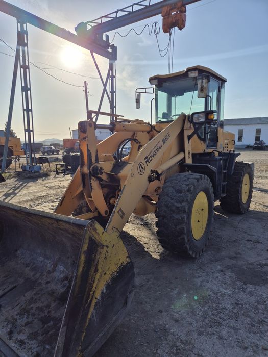 Продам погрузчик ZL932