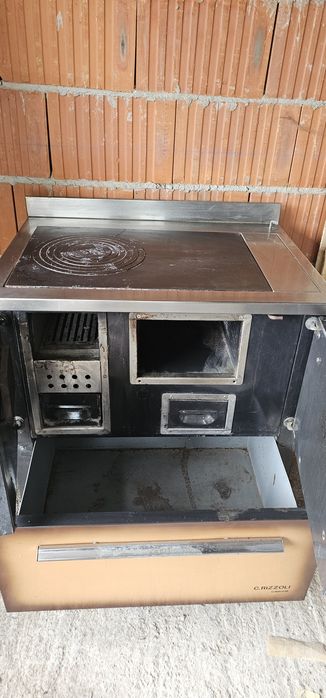 soba cu plita și cuptor made italy