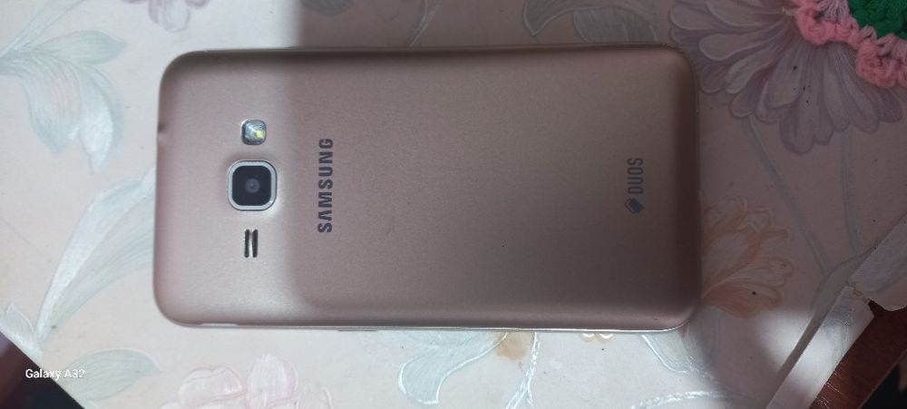 Самсунг J1 /2016