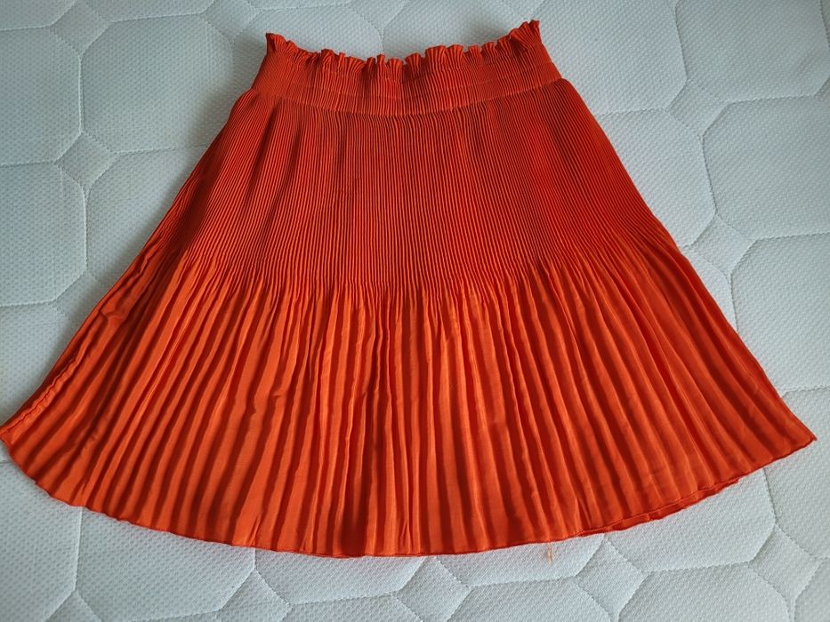 Set 3 fuste H&M, 75 lei