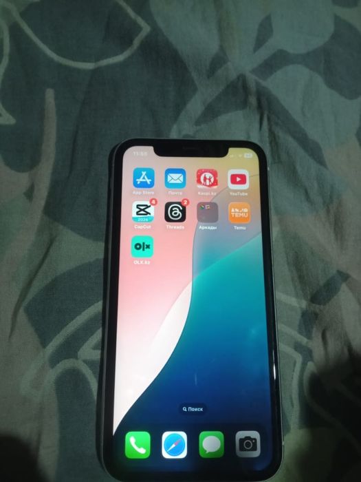 Айфон XR………Айфон XR