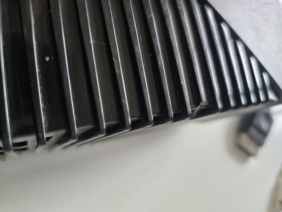 Consola Xbox clasic modata cu jocuri