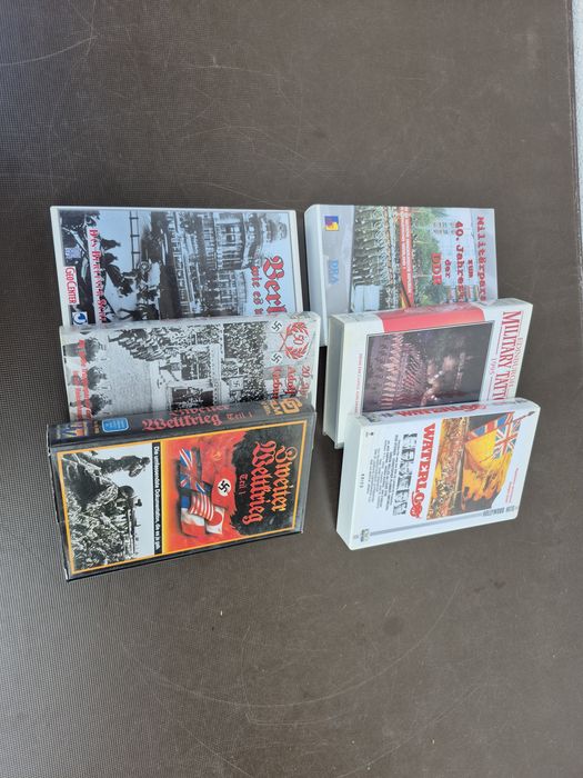 Vând Lot 12 casete video originale,Documentare & istorice