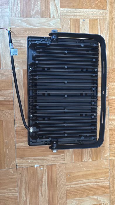 Светодиодный LED-прожектор