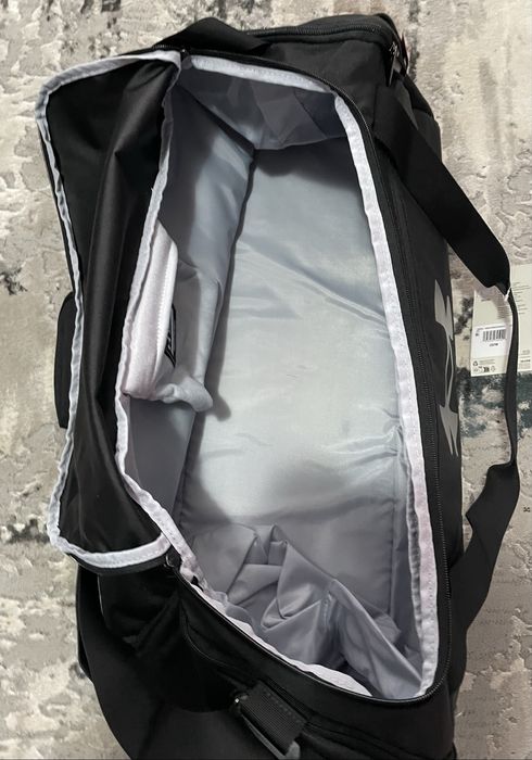 Geanta sport Under Armour pt voiaj/transport/sala agx