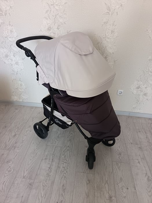 Продам детскую коляску