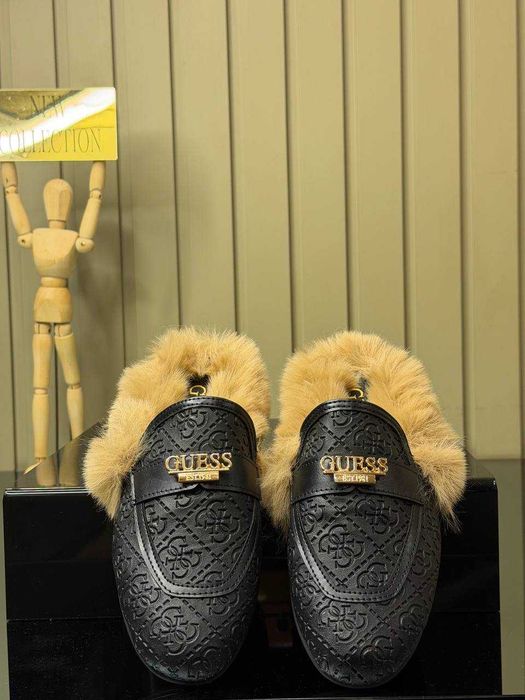 Papuci cu blana dama