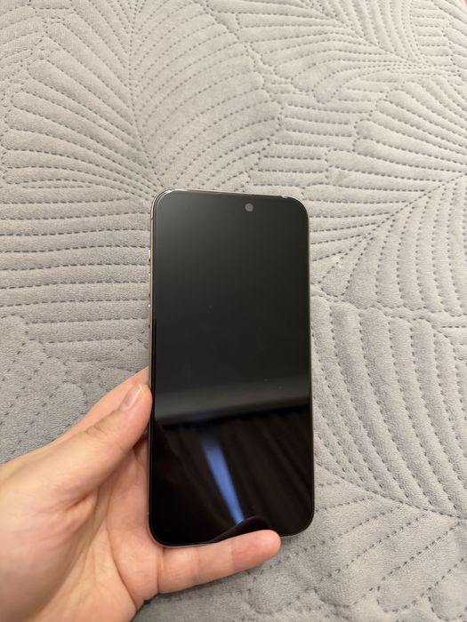 Продам Айфон 15 про макс 1 терабайт