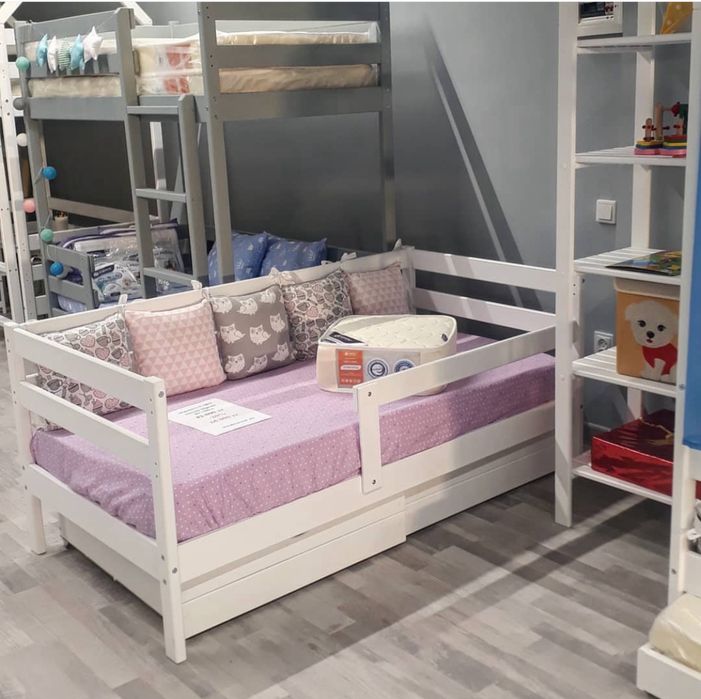 Продам детскую кровать
