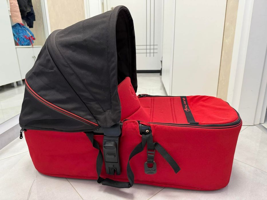 Бебешка количка 3 в 1 Jane