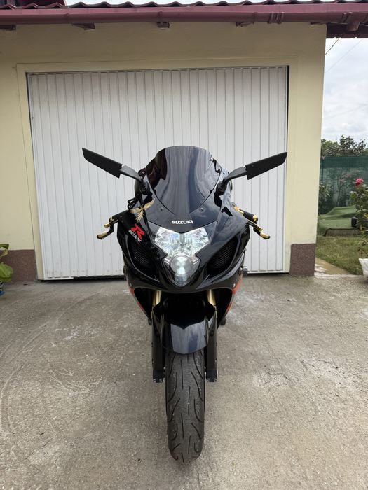 Suzuki GSXR k4 ..