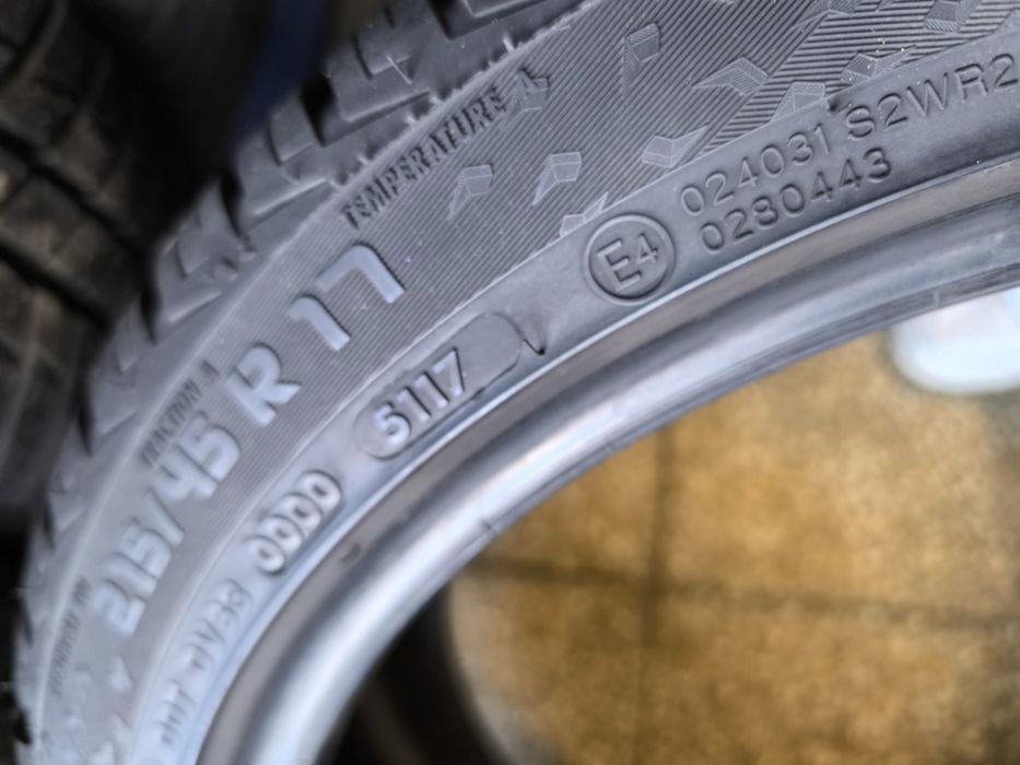 215 45 17 Vredenstein Quatrac 5 Всесезонни 2бр.