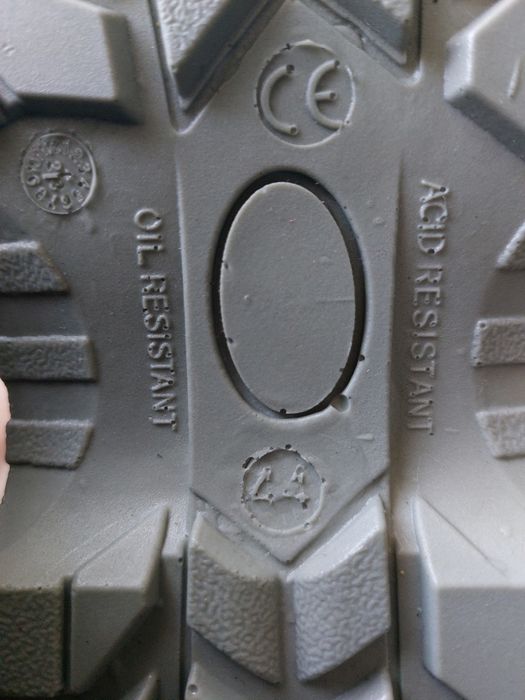 Ботинки рабочие новые