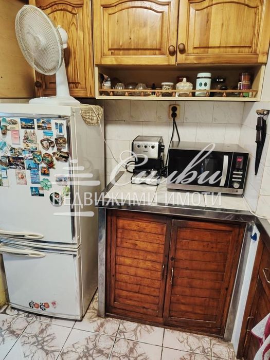 Продава се Двустаен апартамент в Шумен, Тракия - 61 кв.м за 1463 €/кв.м - Снимка #2