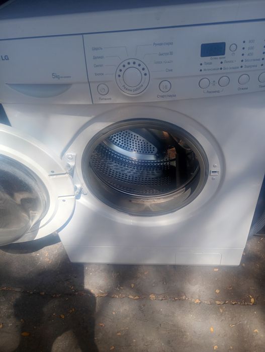 Продам стиральную машину