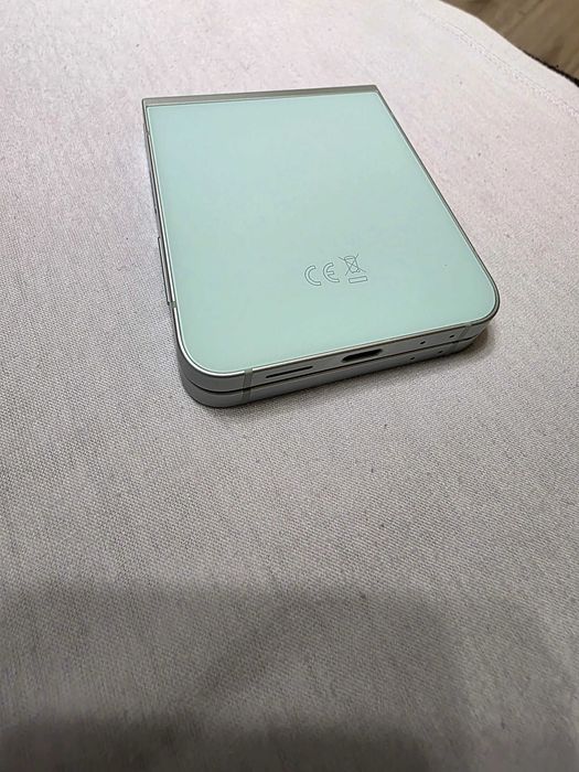 Samsung Galaxy Z flip 6