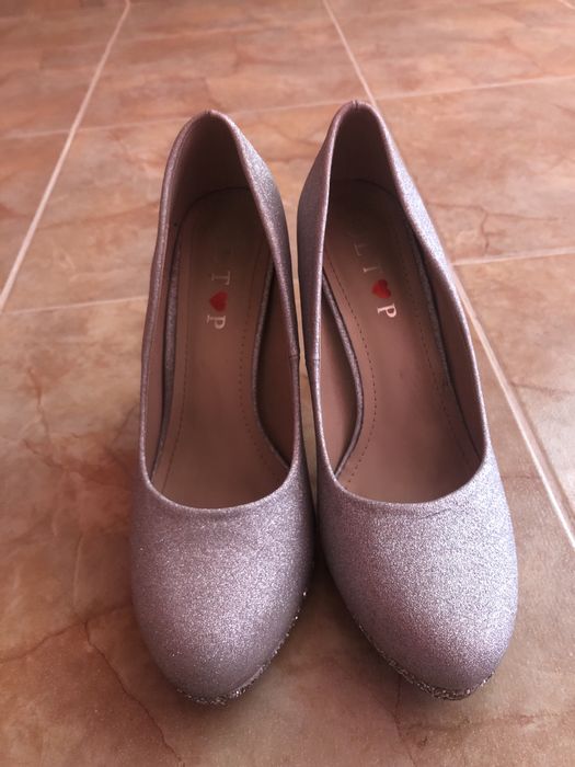 Дамски обувки на ток