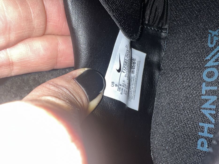 Футболни обувки, nike phantom