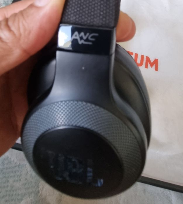 Casti wireless JBL E65 BTNC