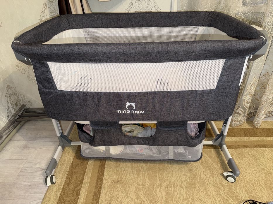 Детская электронная манеж