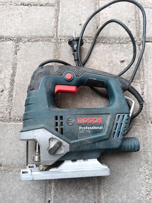 Электро лобзик Бош