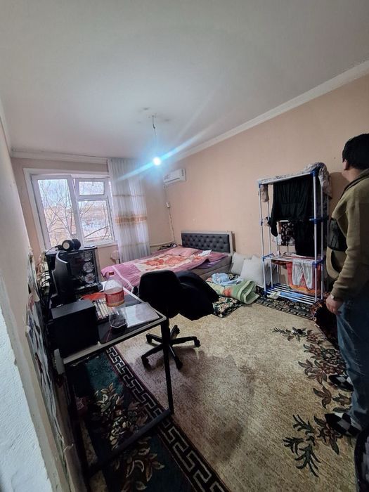 Продается 3 х ком массив Феруза кирпич