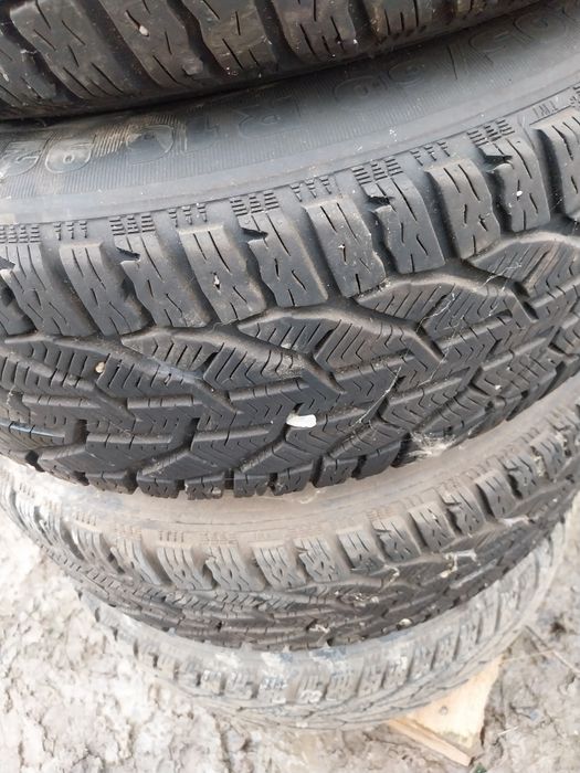 Vand roti sau cauciucuri 205 60 r16