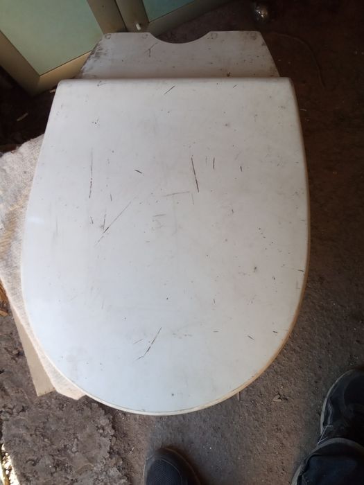 Сиденье с крышкой на унитаз