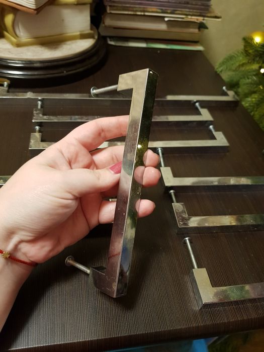 Мебельные ручки 9шт.